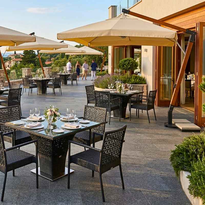 Slunečník boční MASON Terico. Čtvercový 3 x 3 m